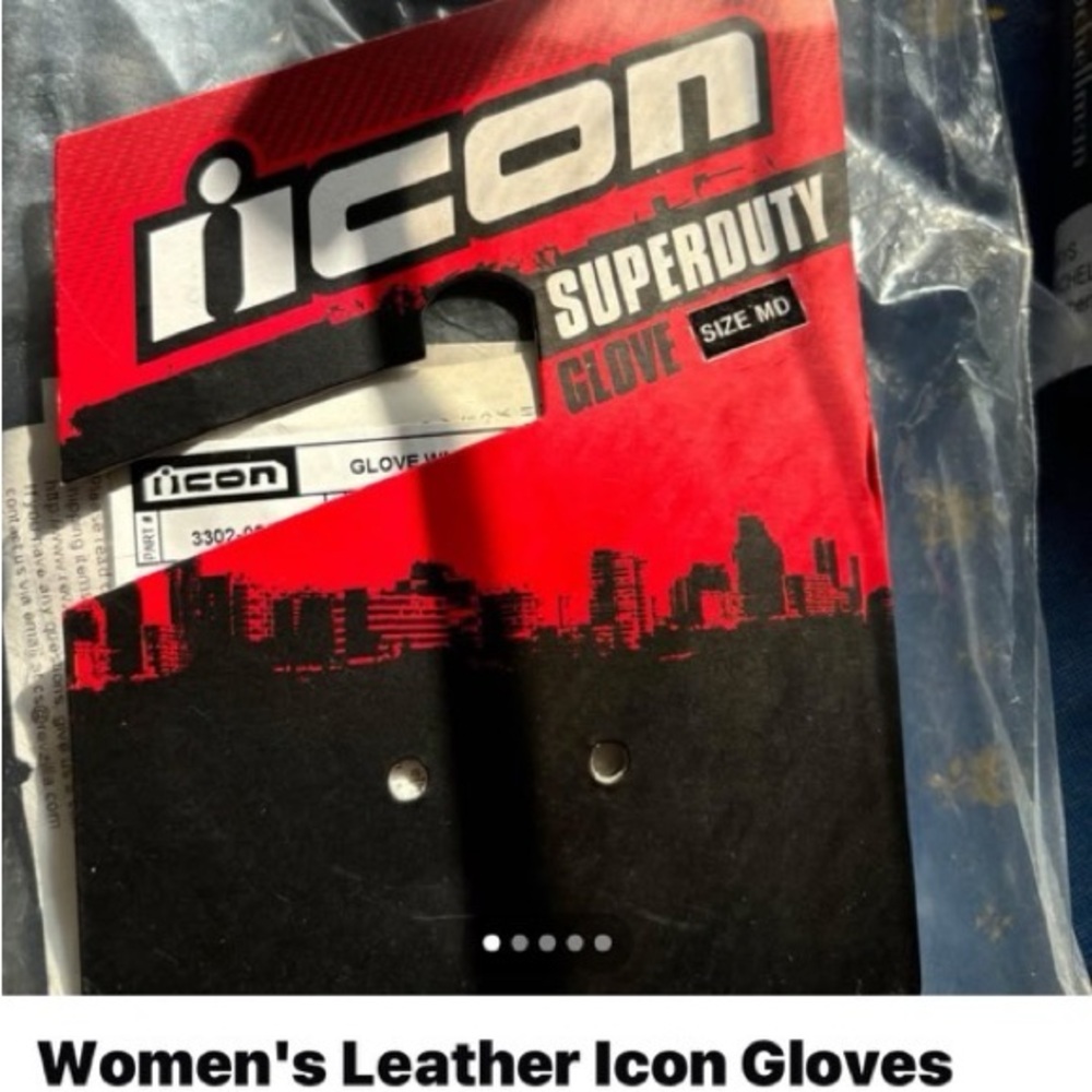 Black leather Women's gloves from Icon.